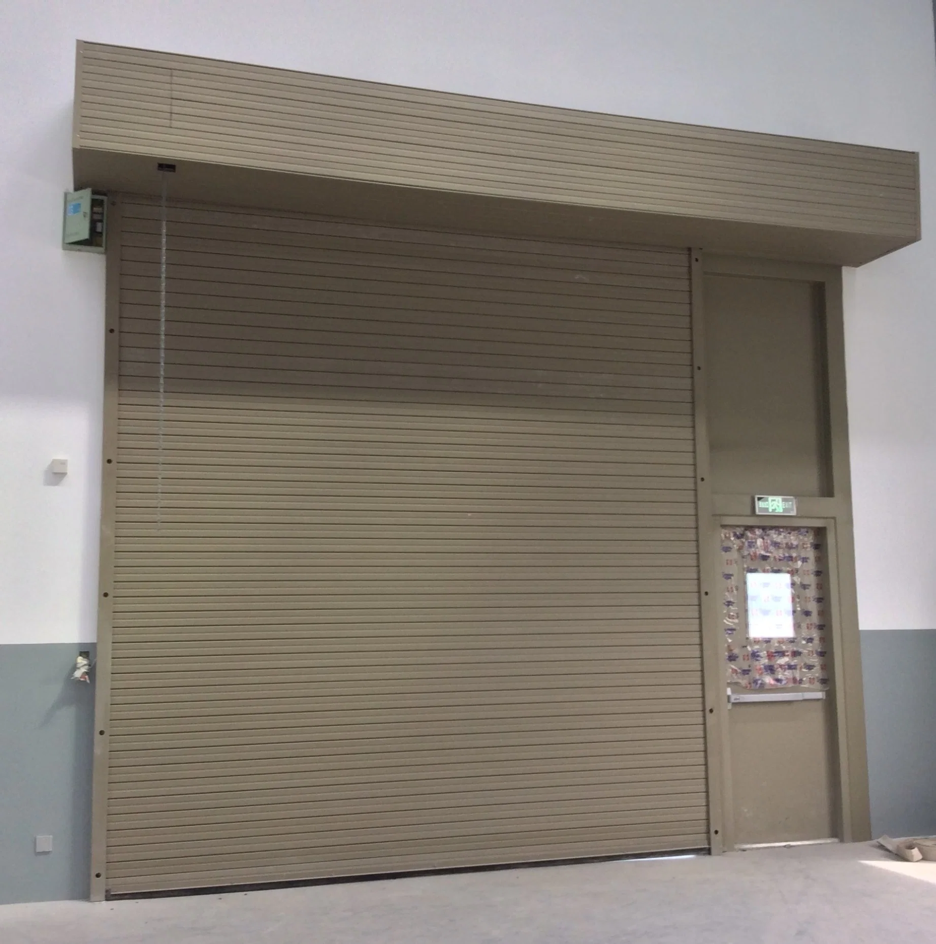 Industrielle Außen-Und Innen-Brandschutz Automatische Sicherheit Stahl Metall Rolling Shutter Roll Up Verzinkter Stahl Rolling Gate