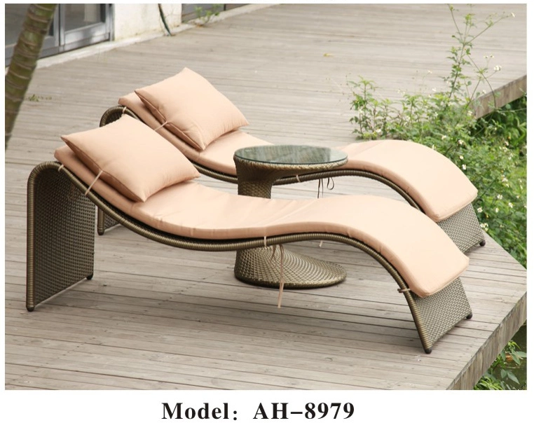 Modern Stylish Luxury Rattan Wicker Sun Lounger Outdoor Chaise Lounge for Sale