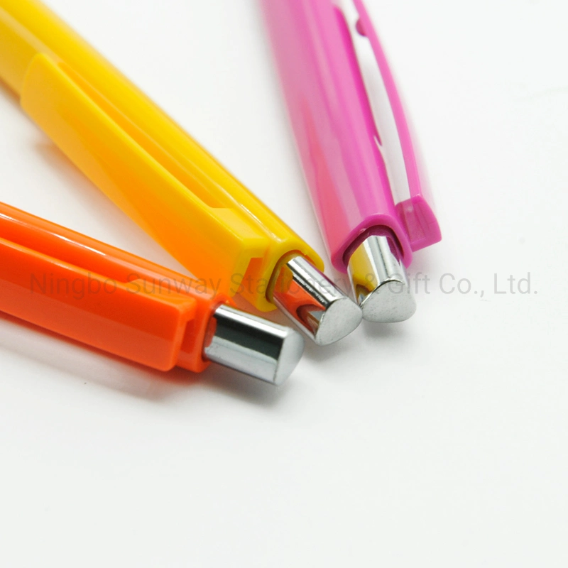 School Supplies Triangle Retractable Advertise Logo Plastic Ball Point Pen