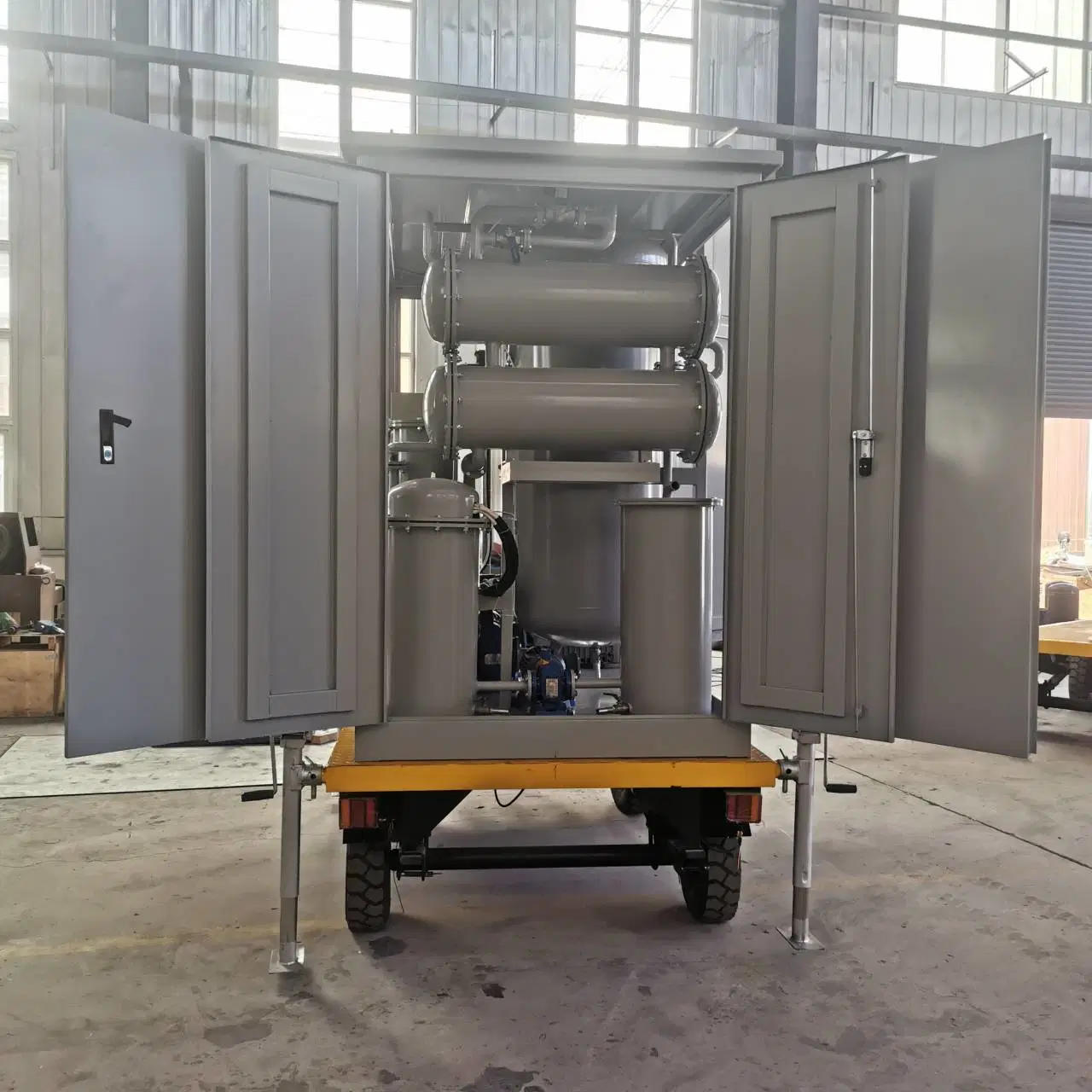 18000L/H Trailer Movable Insulation Oil Efficient Two-Stage Vacuum Purifier