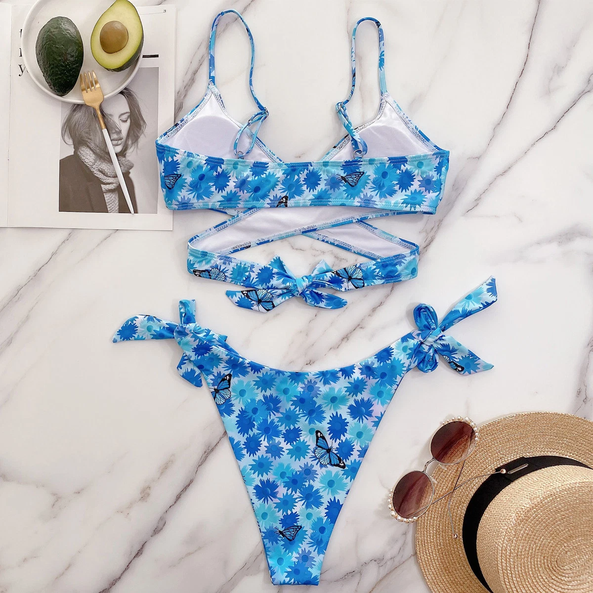 Azul con motivos florales y la impresión de dos piezas Bikini traje de baño