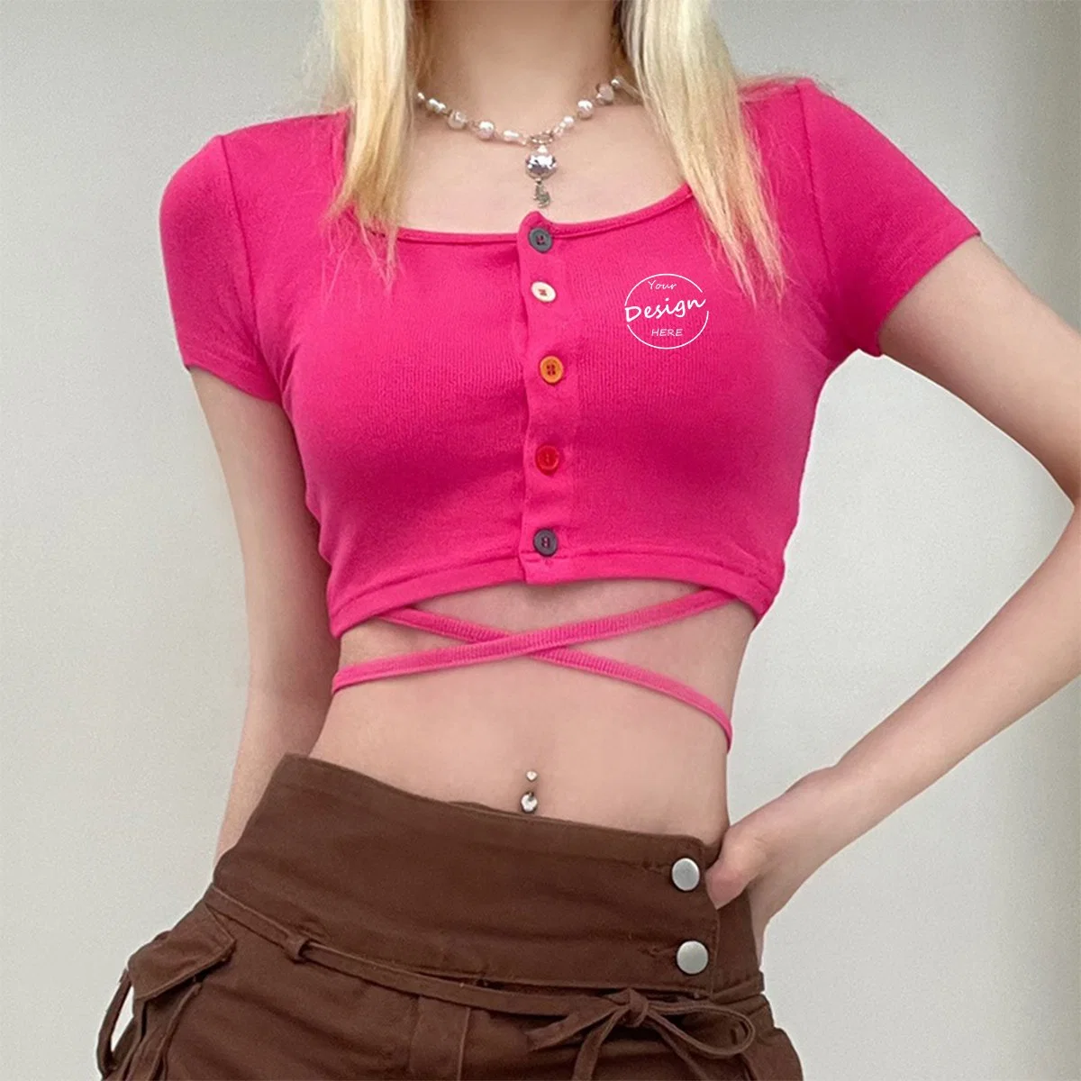 Fabricant chinois Haut de qualité pour bébé 95% Spandex et 5% élasthanne. T-shirt crop top sexy pour femmes avec ourlet à bretelles à la mode et col carré Y2K.