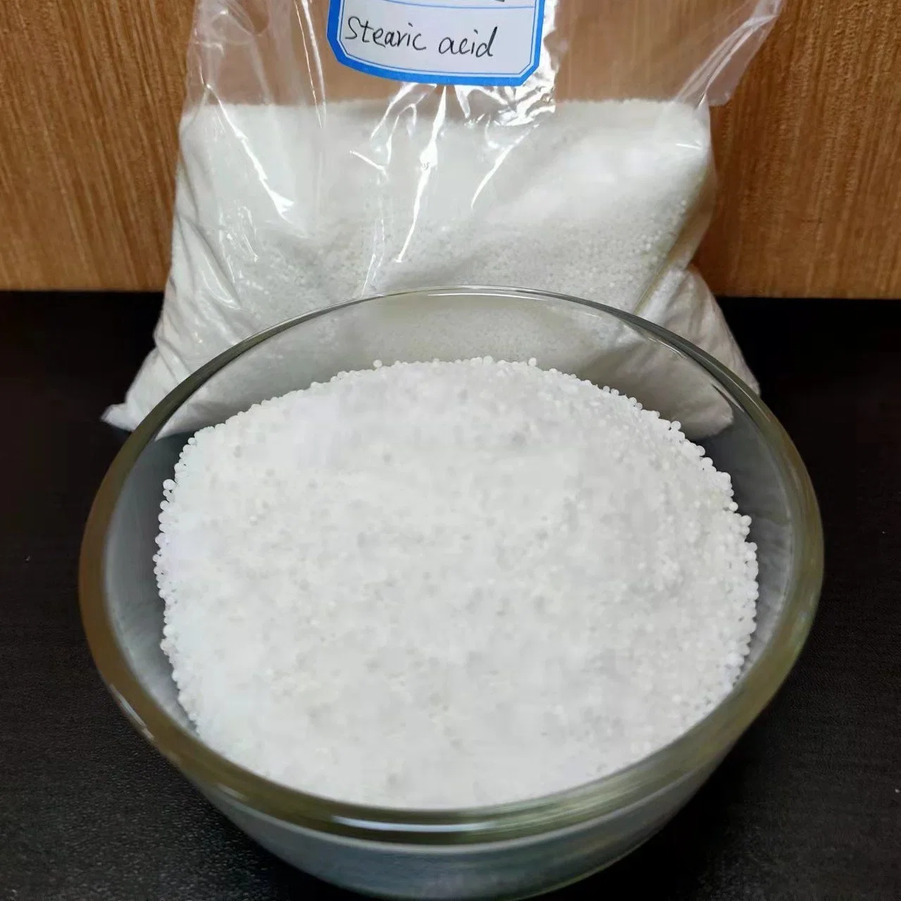 Cosmetic Raw Materials Ingredients CAS 57-11-4 Stearic Acid for Rubber/Plastic