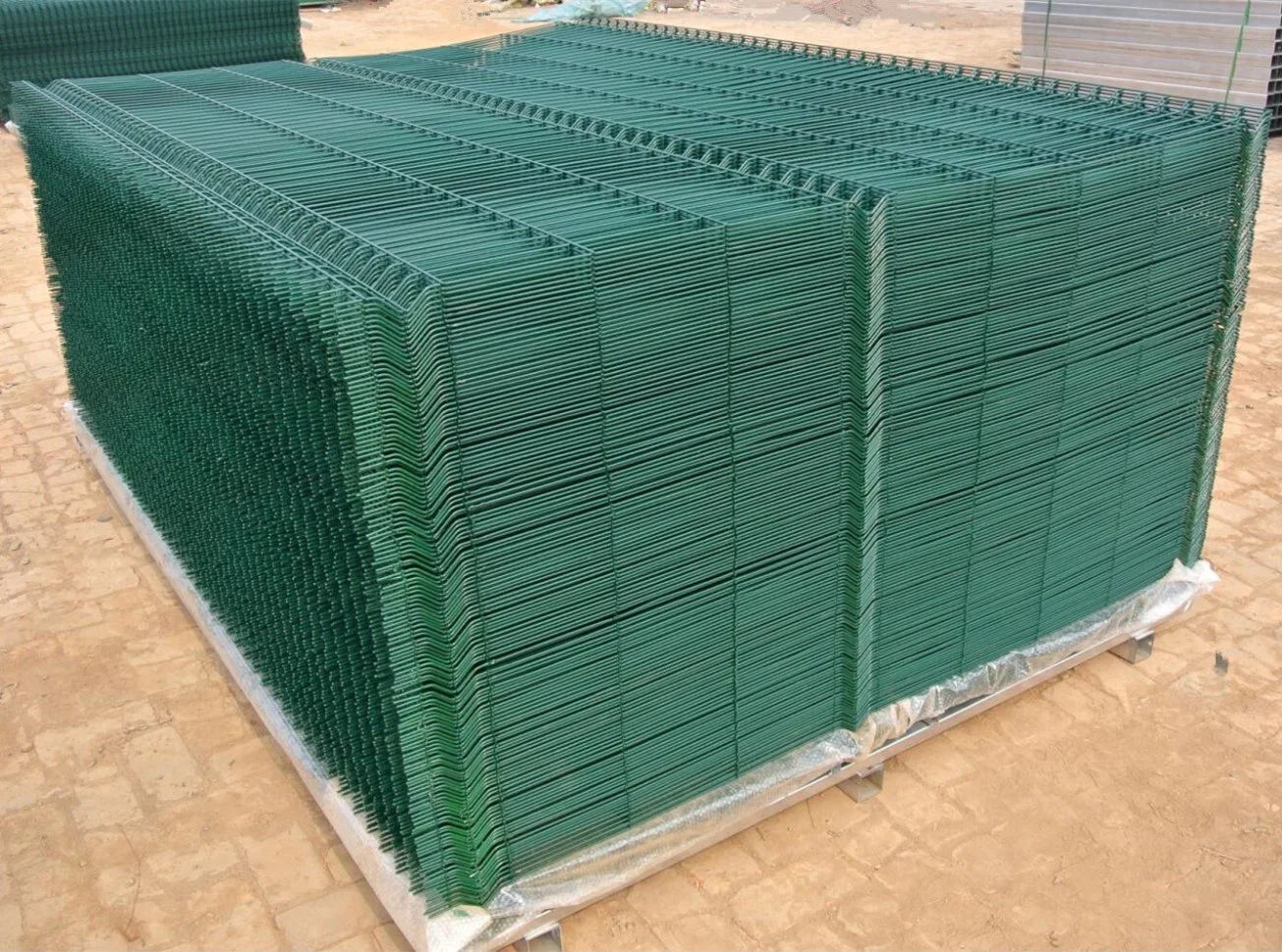 Granja de jardín curvo curvo de alta calidad recubierta de PVC Malla soldada en el panel de protección
