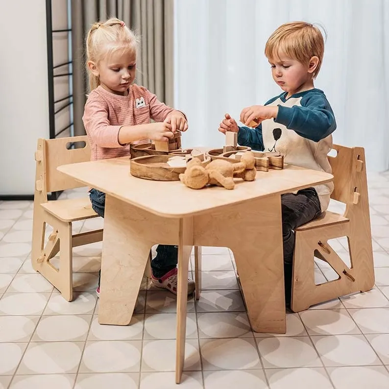 Muebles de madera para niños de jardín de infantes, escuela o aula.