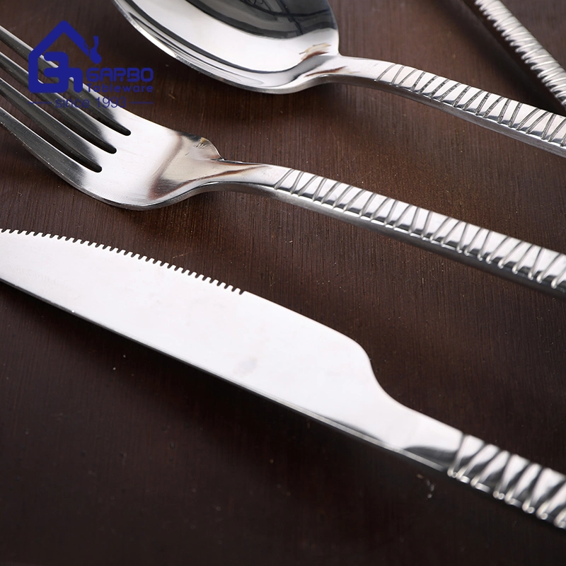 Promotion Stock 24PCS Cheap Flatware Set Ss410 Designed Handle Dinner Cutlery Sets for Home