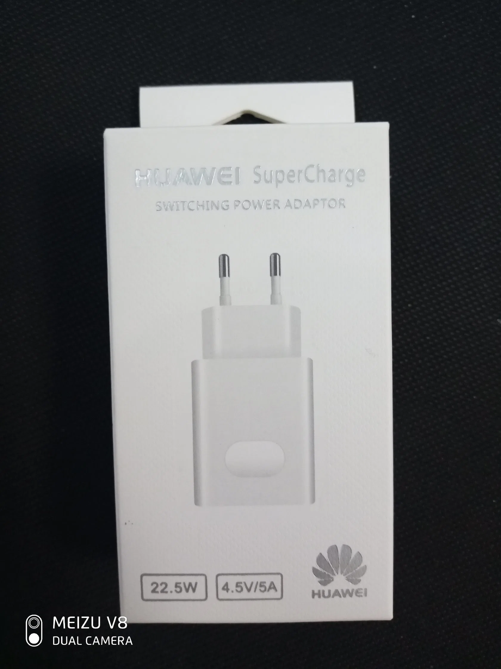 شاحن هاتف محمول أصلي بنسبة 100% طراز Super Charger Travel طراز USB مزود بشاحن حائط شاحن لشركة Huawei