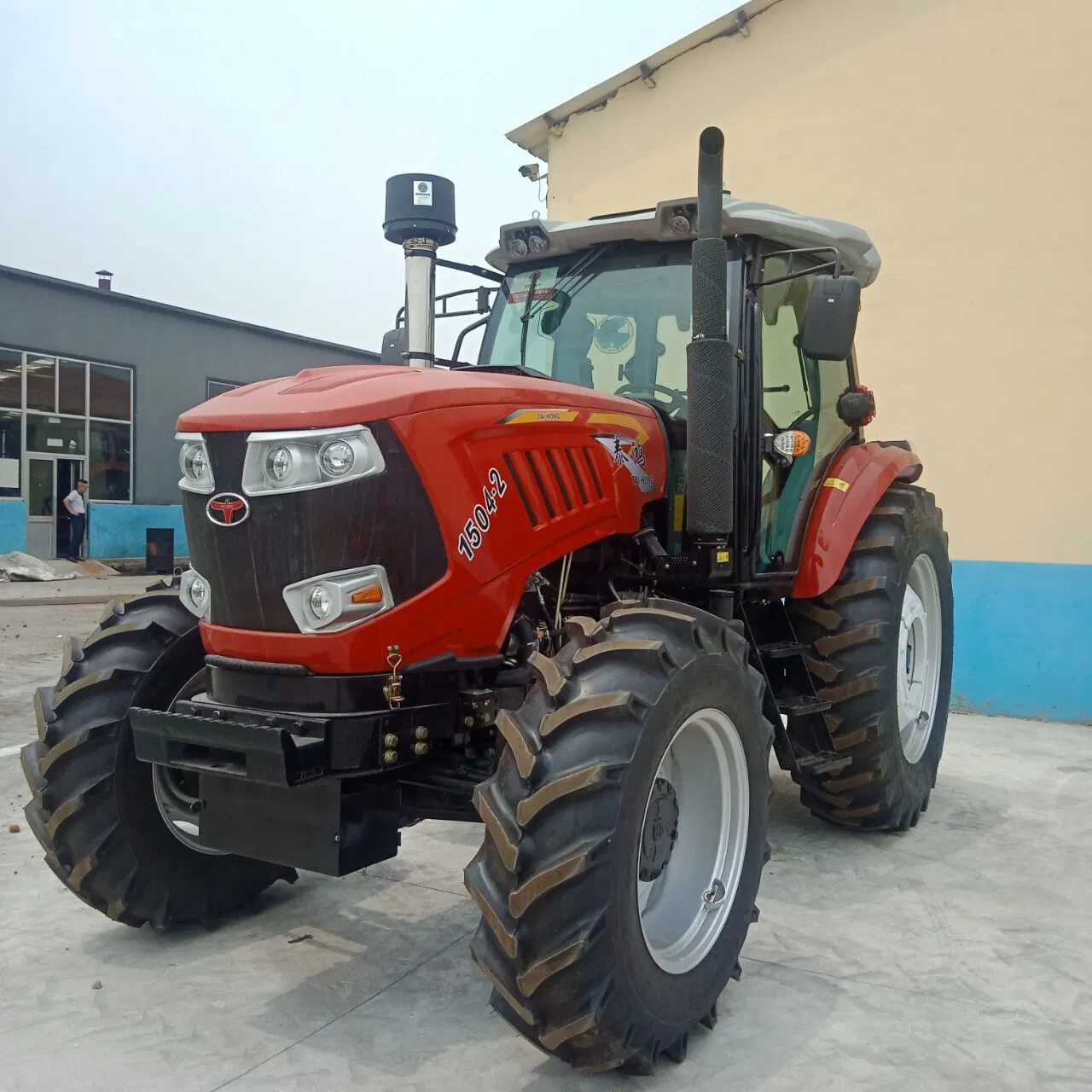 Factory Supply 140HP 150HP 4WD Walking Tractor Compact Agricultural Machine Farm Tractors