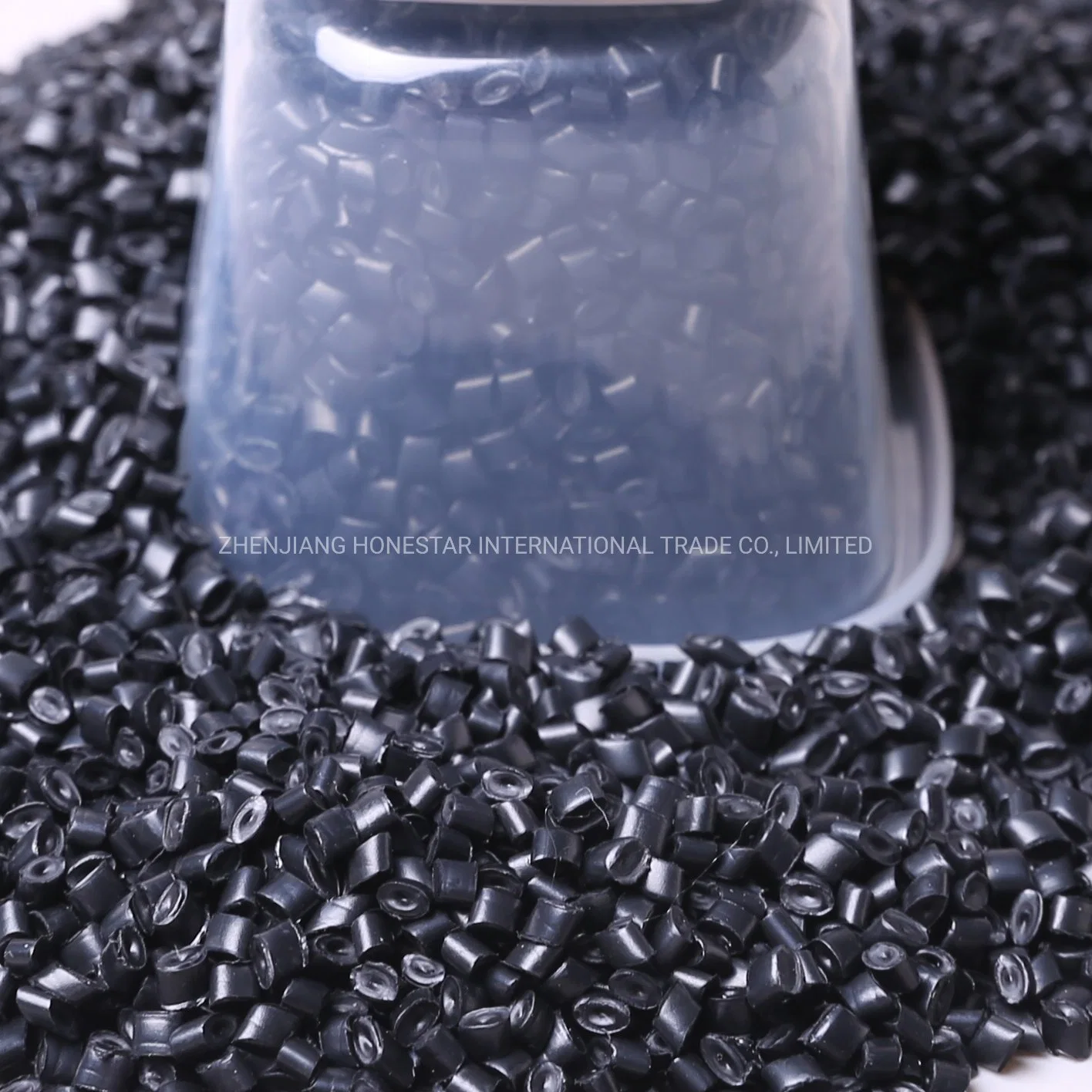 Low Modulus Ester Type Tpee Plastic Material for Auto Interior