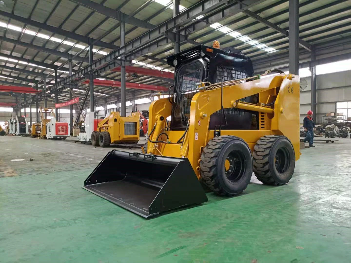 Chinese Luyue Brand 1 Ton Construction Equipment Machine Mulcher Compact Farm Micro Hydraulic Small Mini Agricultural Front End Wheel Skid Steer Loader