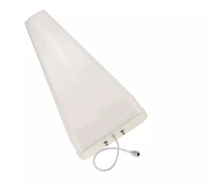 Topwave RF High Gain 11dBi 698-4000MHz N Female Waterproof RF Log Periodic Antenna High Performance Widely Used for Telecommunication Systems