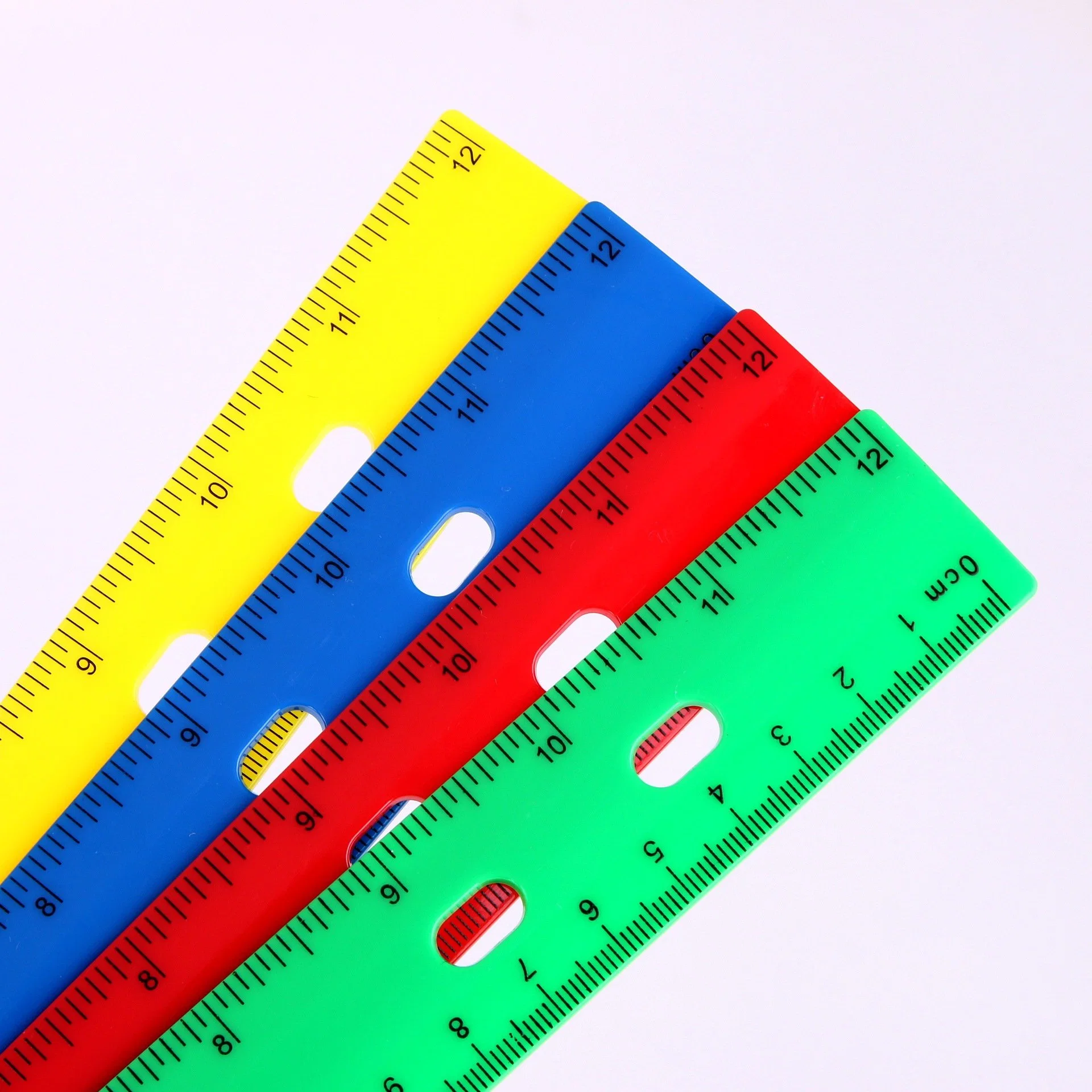 Manufacturer Supplies 30cm Color Plastic Ruler for Student Stationery