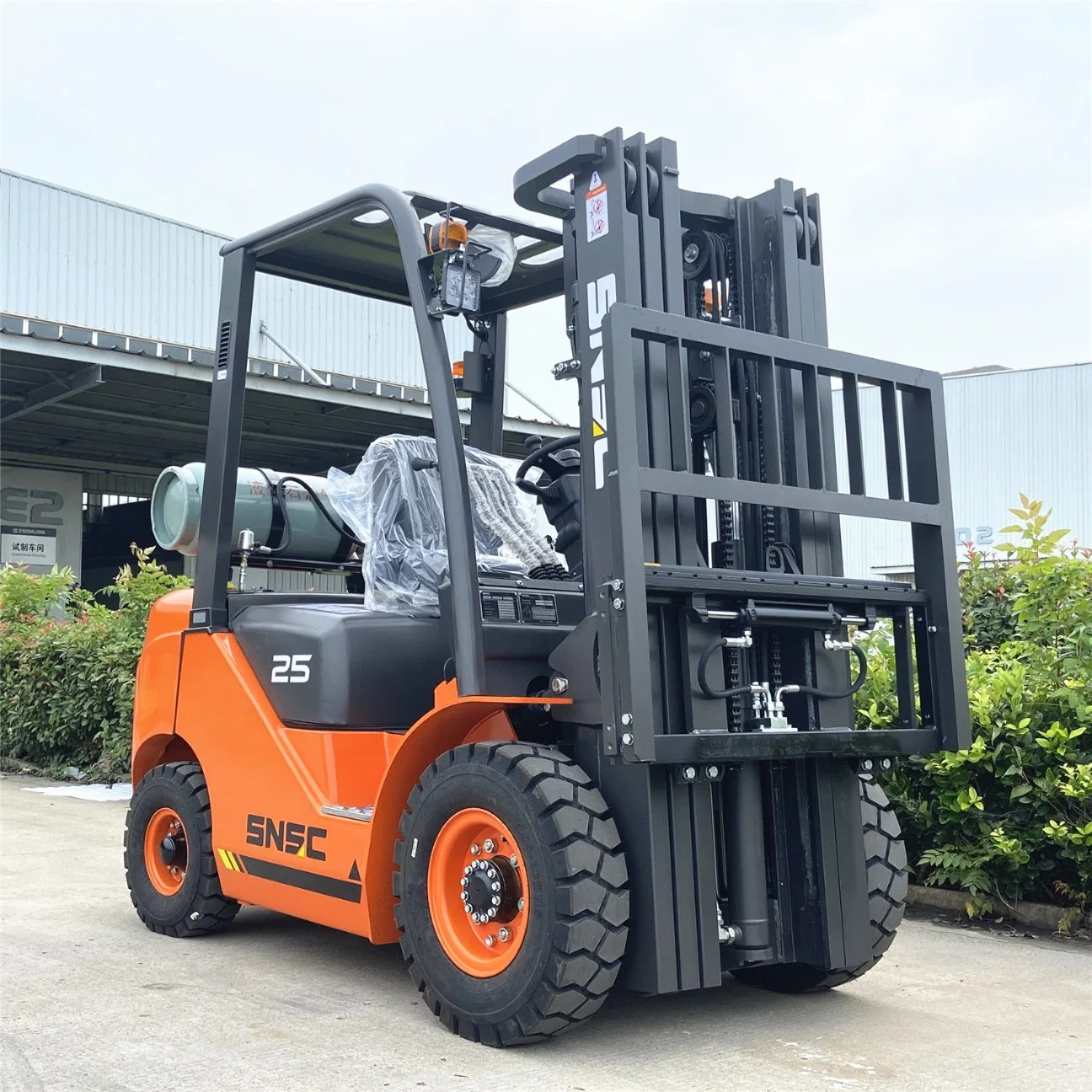 Snsc New 2.5 Ton LPG Gasoline Dual Fuel Propane Petrol Gas Forklift