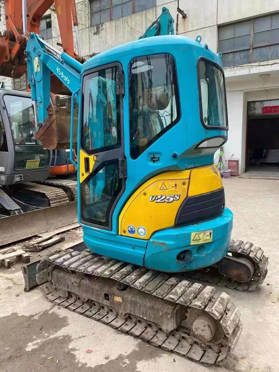 Secondhand Mini Track Digger 2.5t Kubota U25s Used Crawler Excavator Origin Japan