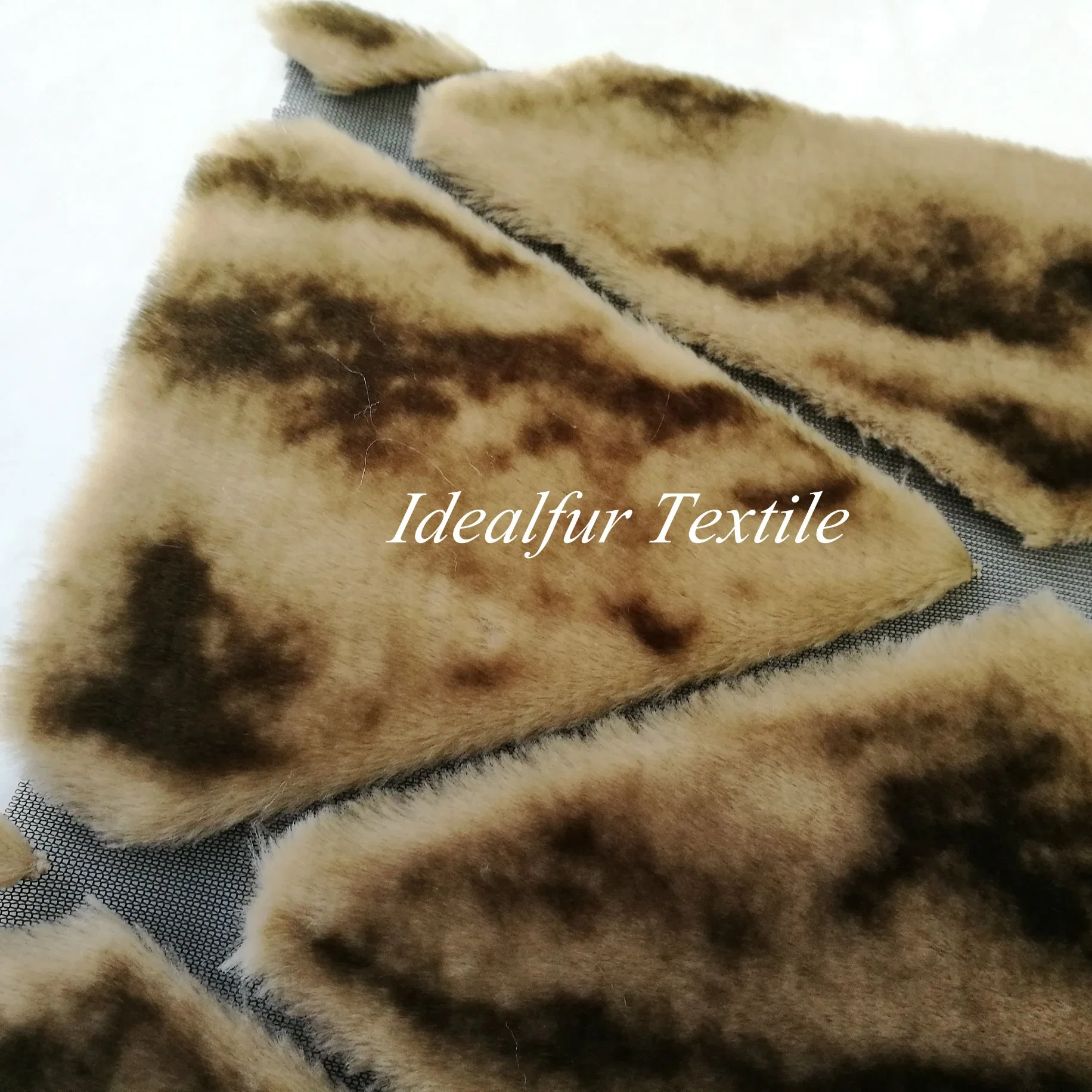 Hollowing out Diamond Leopard Fake Fur