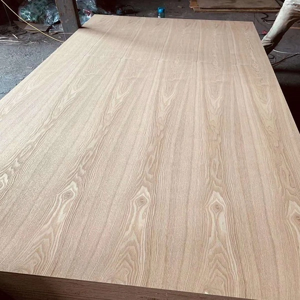 High Quality Decorative Panel Plywood for Building Material