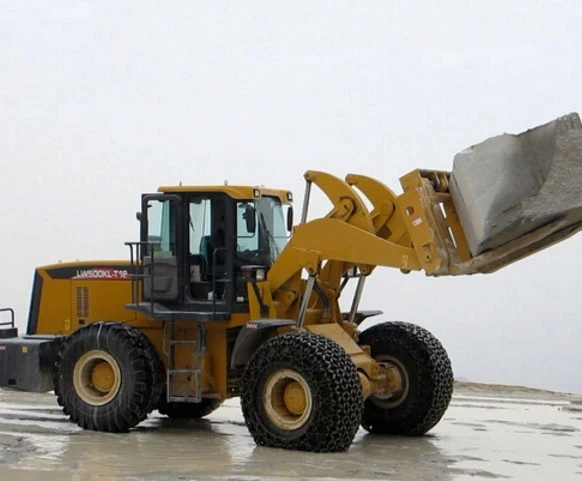 4ton Front End Fork Loader with 2.5-4.5m3 Bucket for Stone Industry