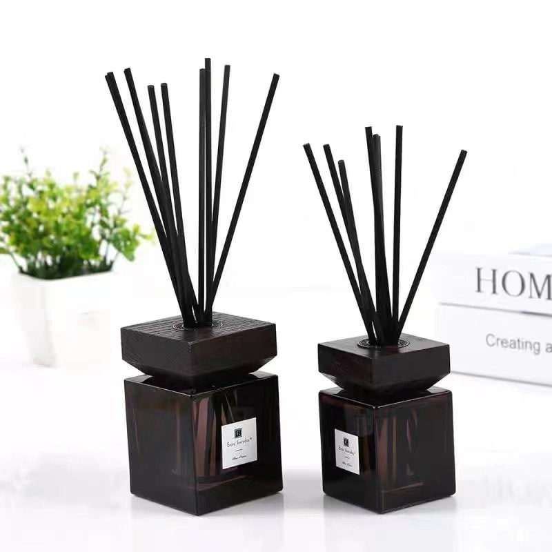 Wholesale Customized Logo Luxury Air Fragrance Reed Diffuser Glass Bottle Gift Set
