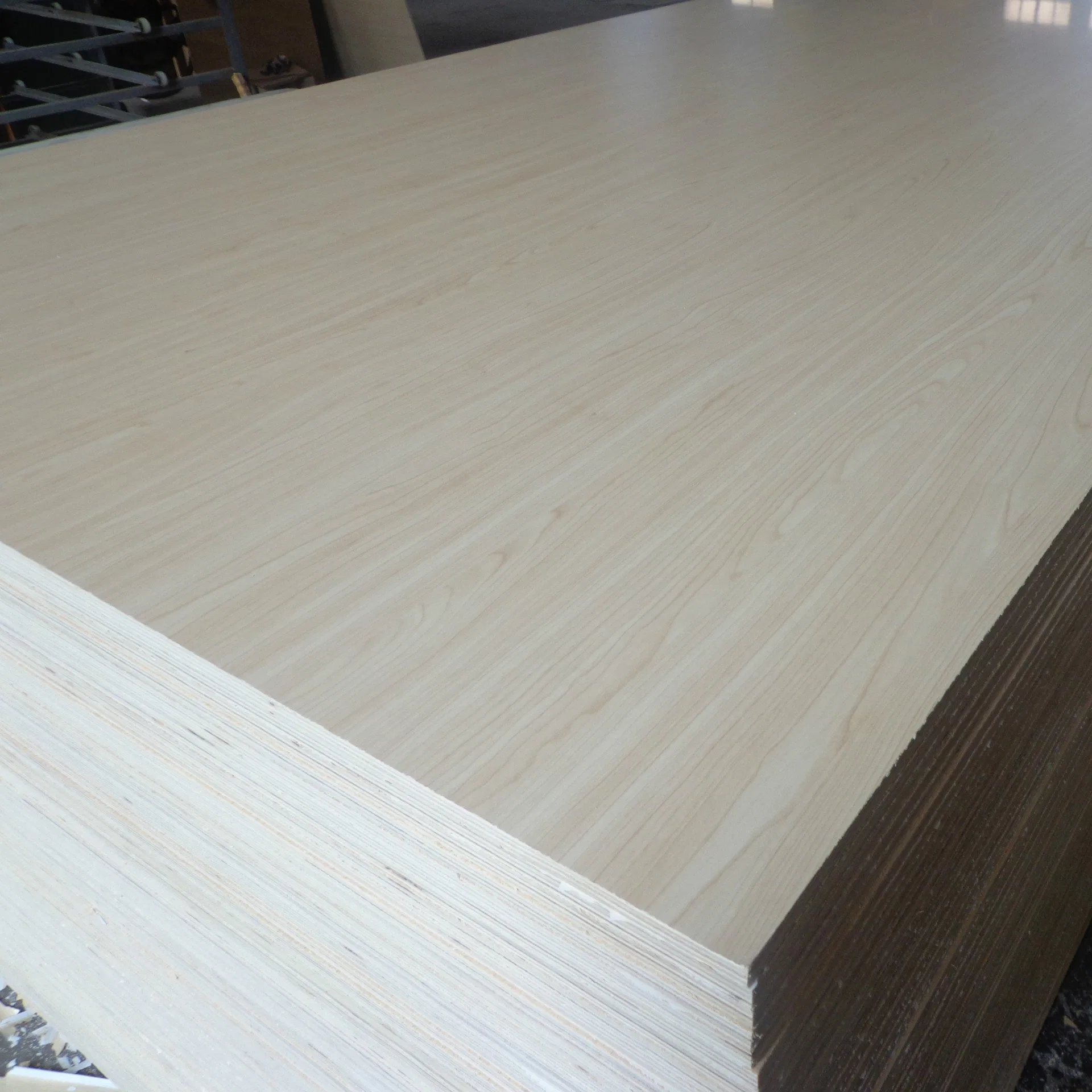 9-25mm Thickness Laminated Melamine Plywood Sheet Timber Melamine Plywood Sheet