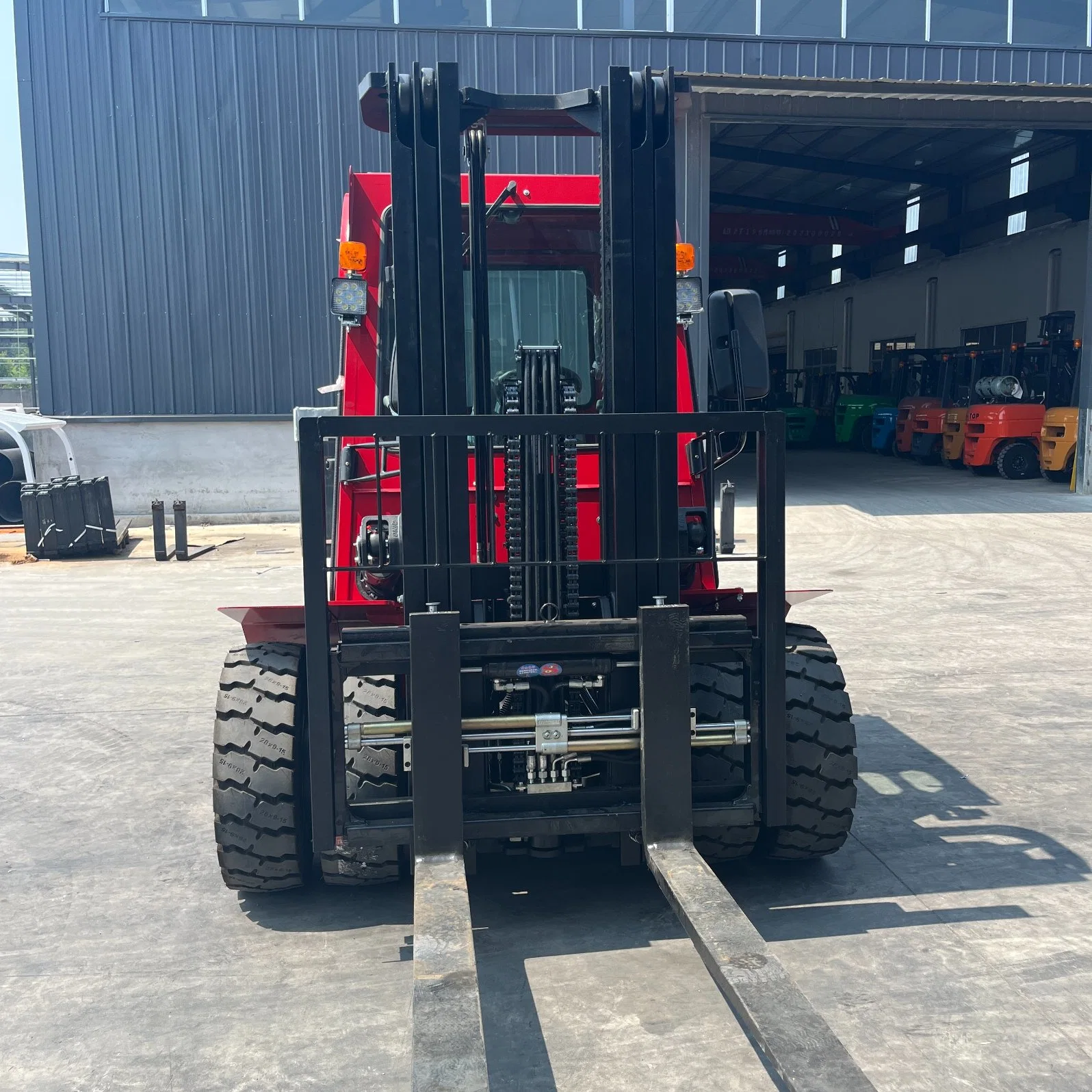 China's Top Factory Hot Brand Diesel Forklift, Can Be Used in The Construction Site, Garden and Other Places