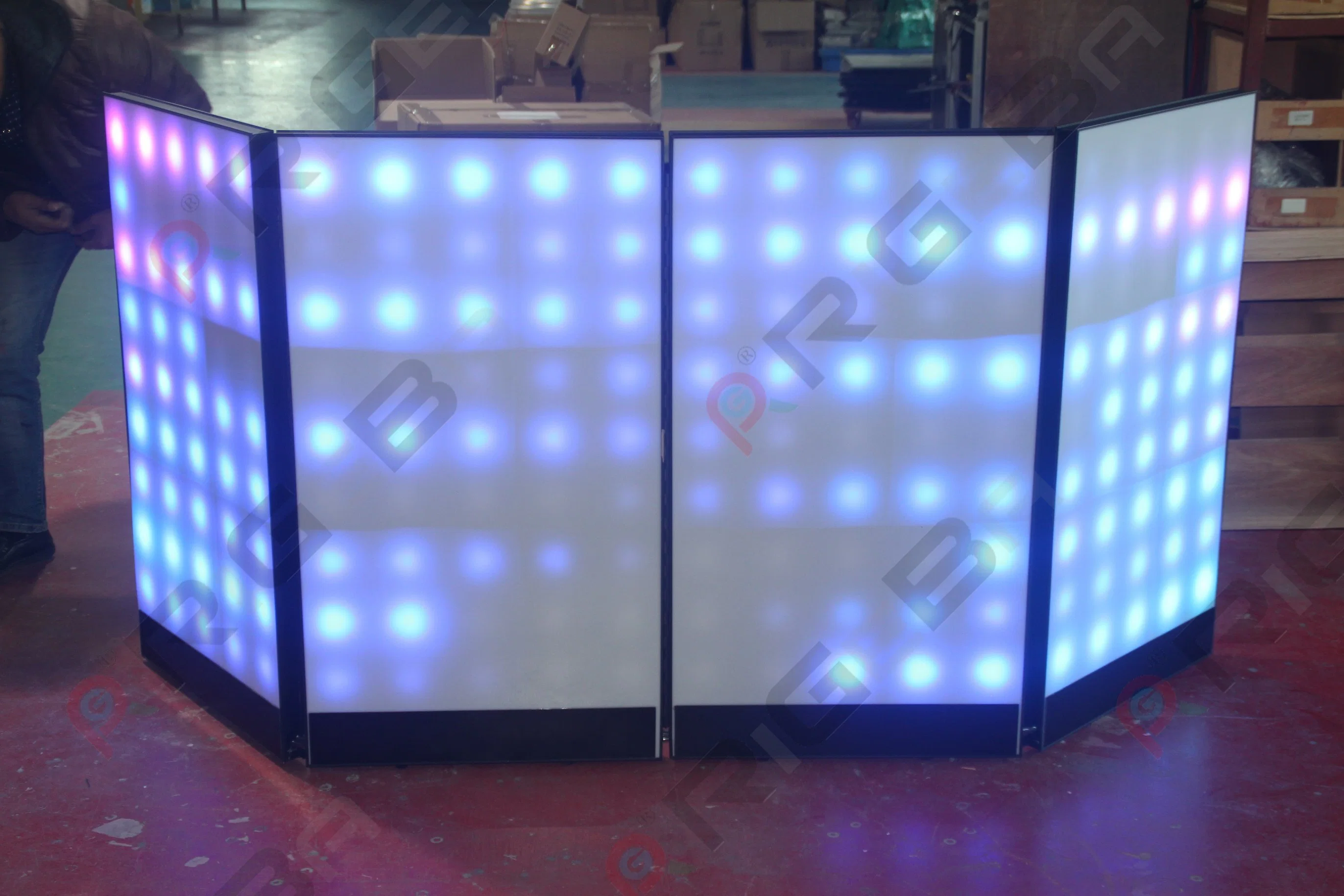 Rigeba Alta calidad Nuevo Equipo de etapa RGB LED Pixel Display Cabina de DJ para eventos de DJ Party