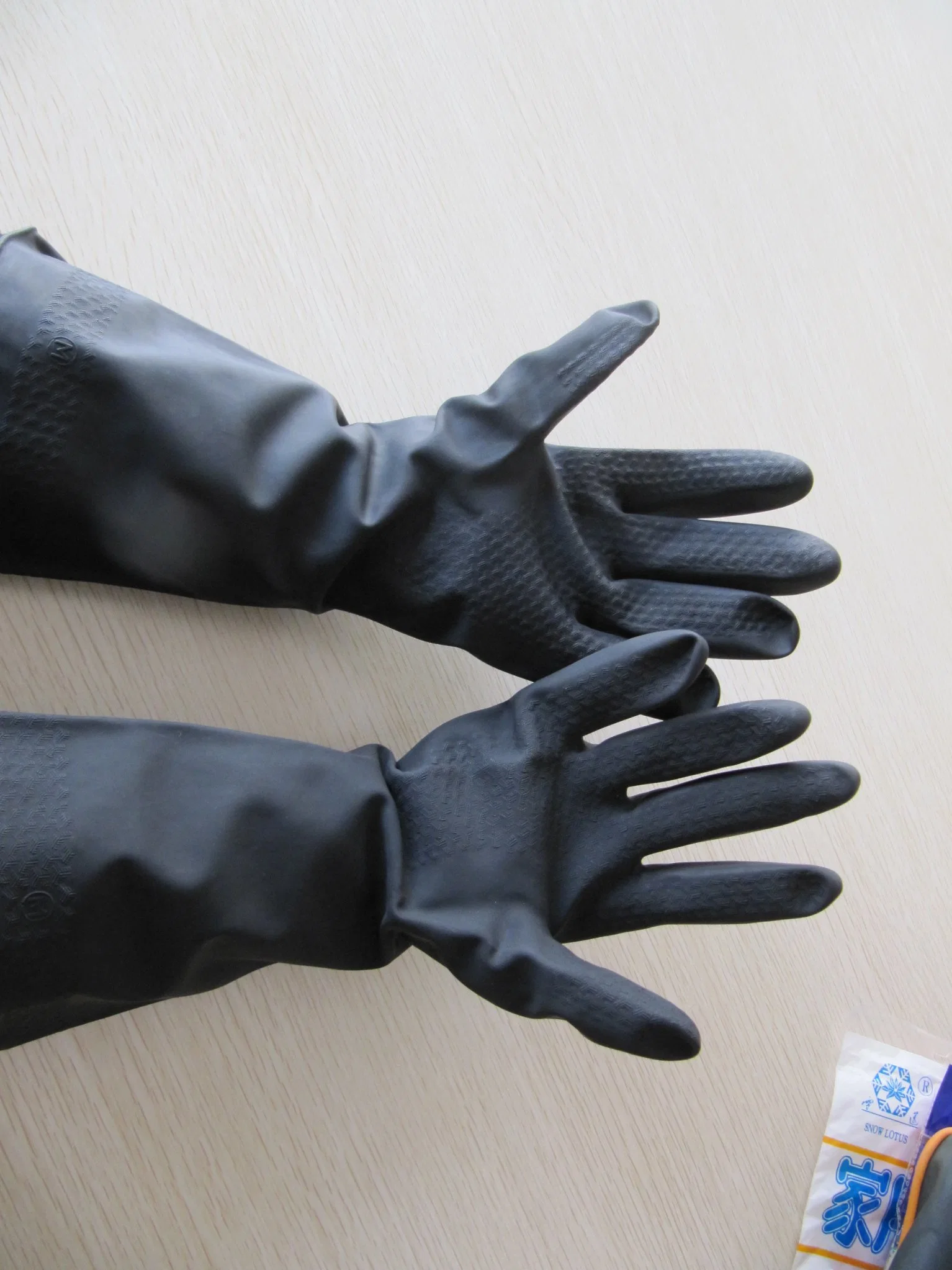 35 cm de largo en negro mate resistente a productos químicos industriales Guantes de látex