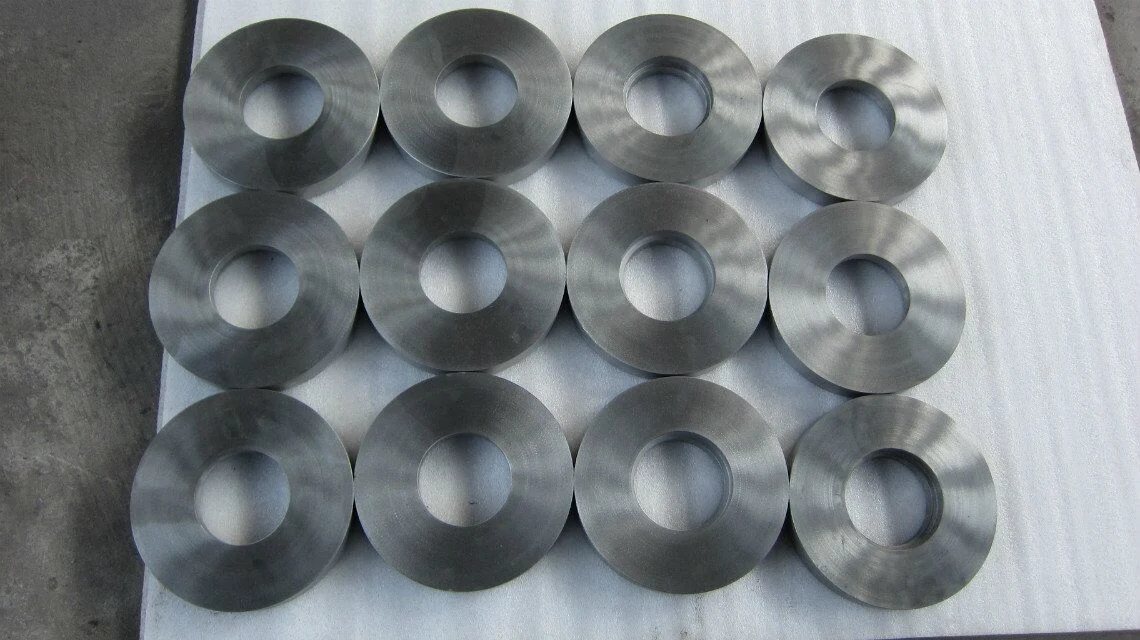 Manufacturers Perforated Molybdenum Round Targets Molybdenum Rings of Excellent Quality