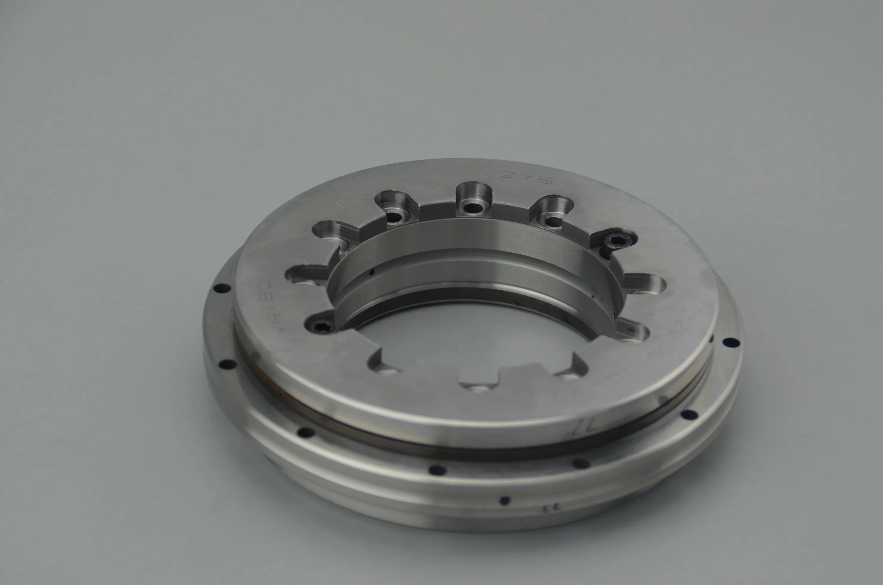 Zys Slewing Ring Bearing Yrt100 Turntable Rotary Table Bearing 850*1095*124mm Yrt850 with P4 Grade