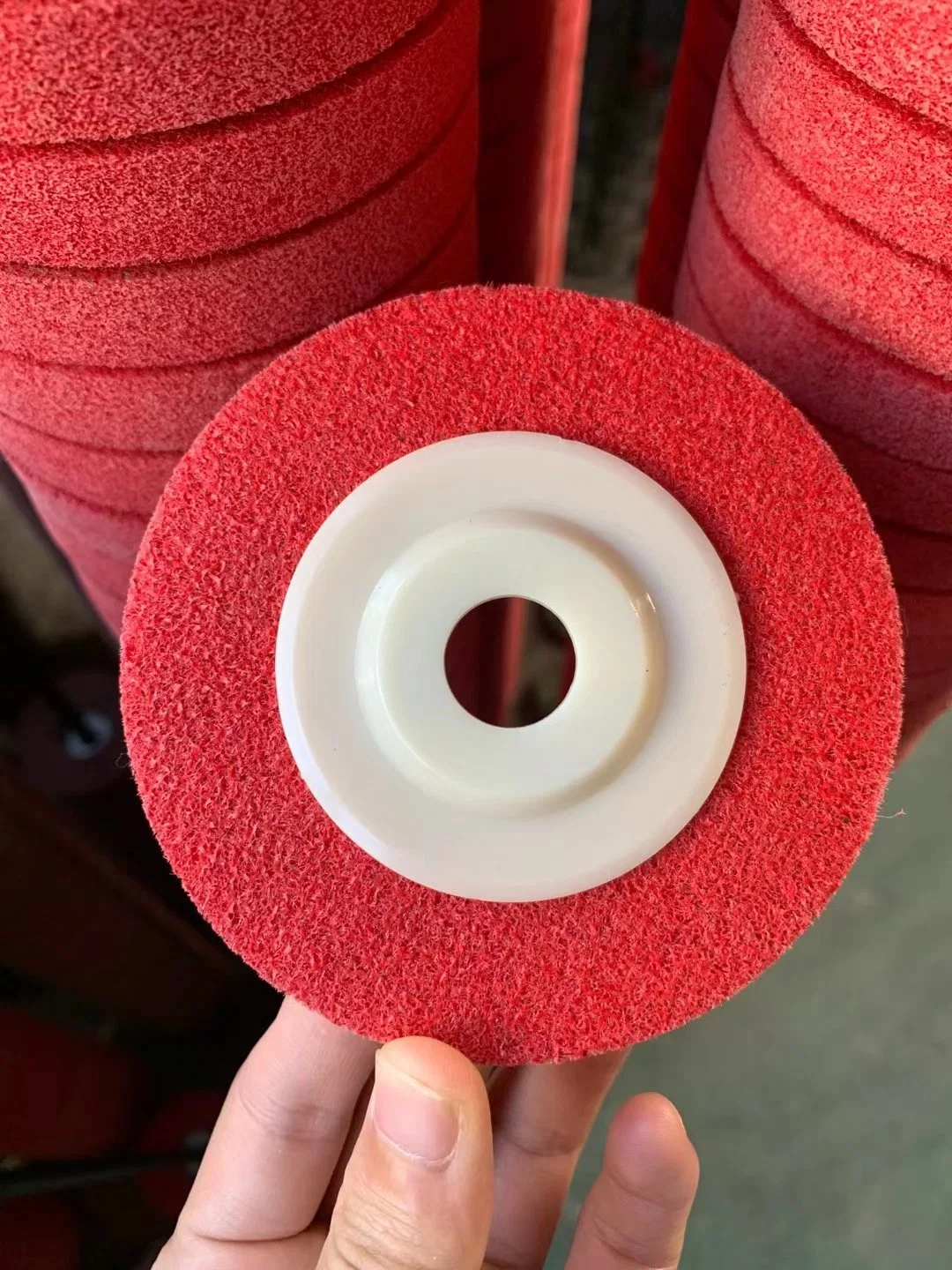 Wholesale/Supplier High quality/High cost performance  Round Shape Nylon Polishing Wheel Grinding Wheel Non Woven Buffing Wheel