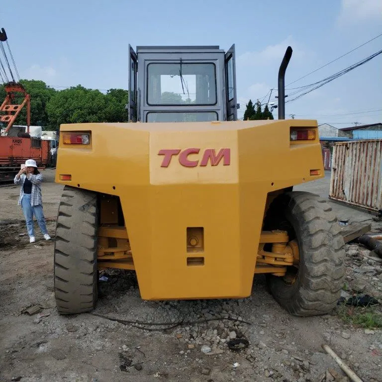 Usado el TCM FD230 de la carretilla elevadora está en buen estado