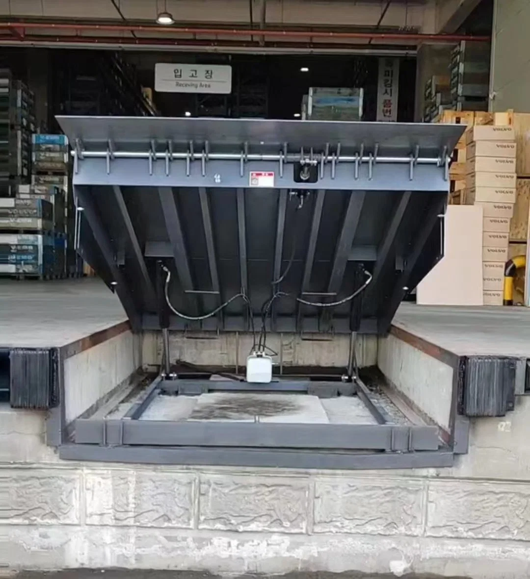 Mechanical Boxed up Hydraulic Cylinder Telescoping Dock Leveler Garage Warehouse Ramp Equipment for Loading Bay