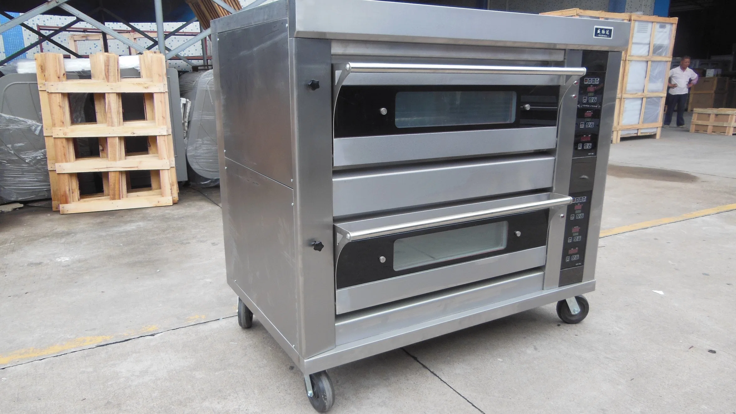 High quality/High cost performance  Gas 3 Decks 9 Trays Oven Price of Bakery Machinery for Hotel