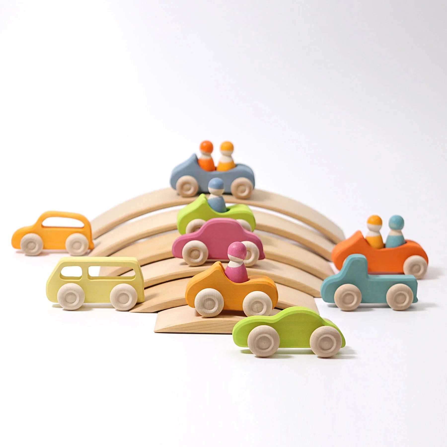 6 PCS Solid Wood Toys Trolley Wooden Cars for babies and Kids