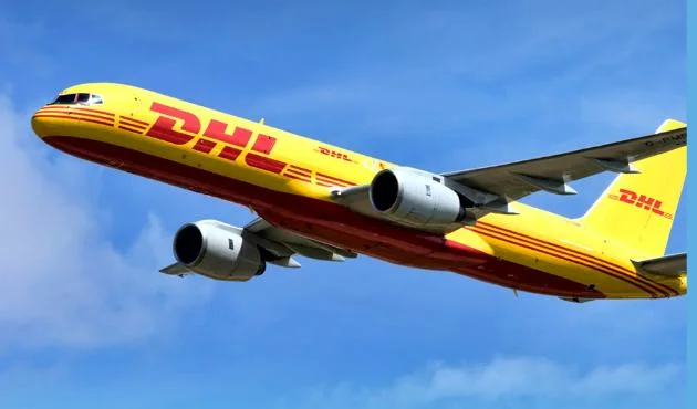 Débito de ar acelerado DHL International Express da China para o Japão