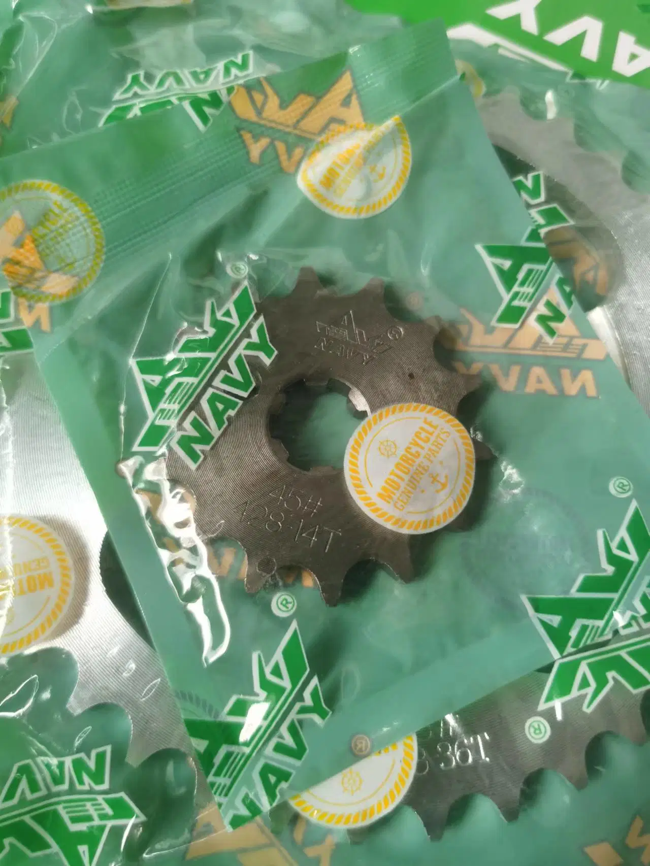 Sample Available Motorcycle Chain Sprocket Complete Kit CD110 428h-38t-14t 112L