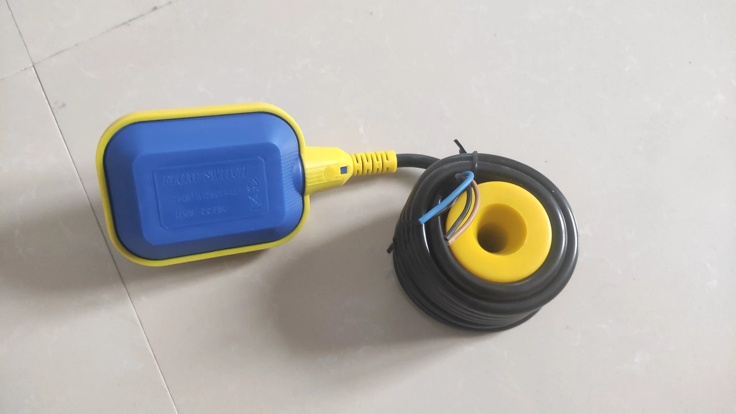 Interruptor de flotador para el nivel de líquido de flotación de bola de cable de la bomba de sumidero Interruptor