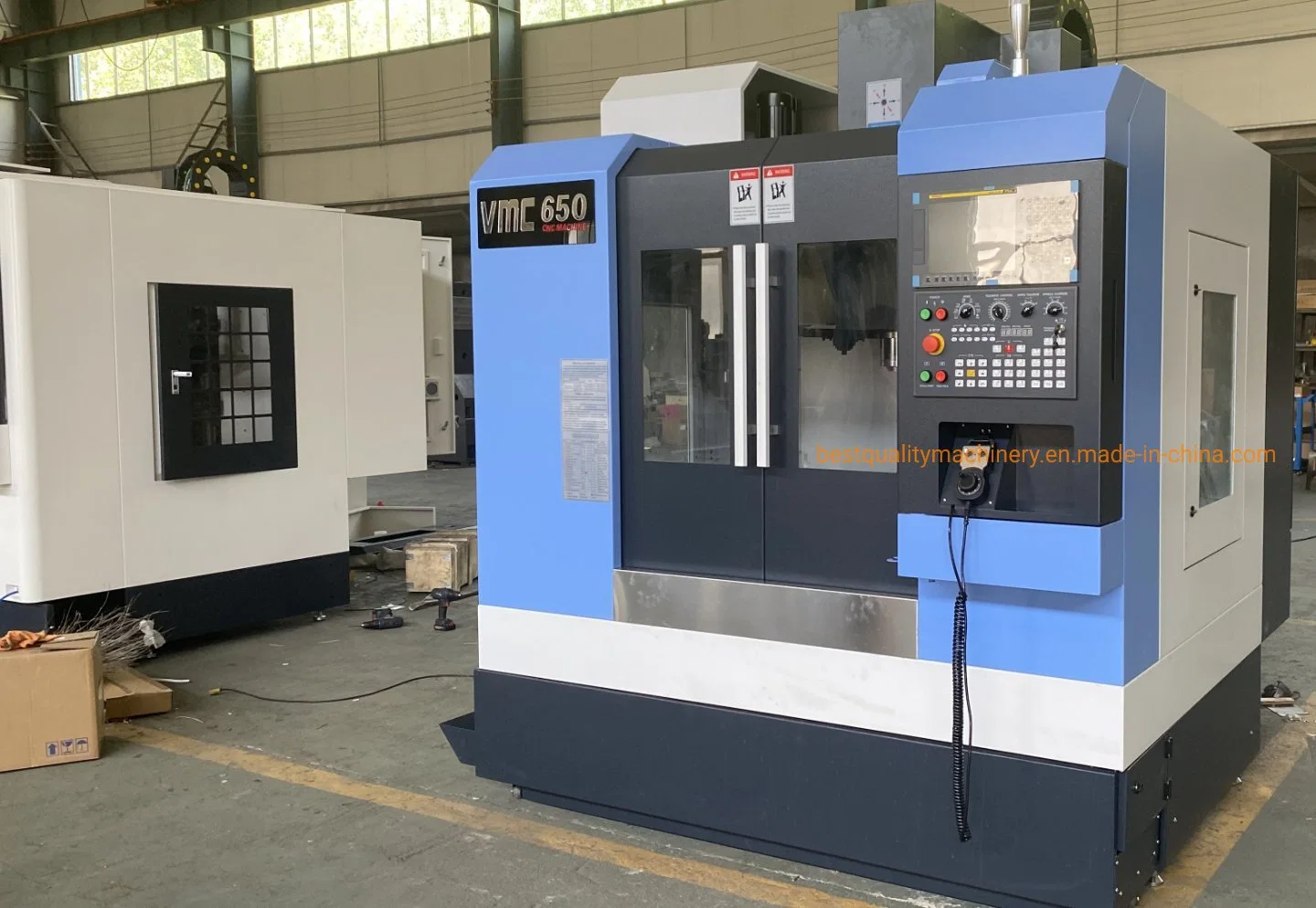 Brand Vmc650 Vmc850 Vmc1270 Vmc1060 Vmc1160 3/4/5axis Metal Cutting Mini Vertical Driling Graphite Milling Machine CNC Machining Center 3 Year Warranty