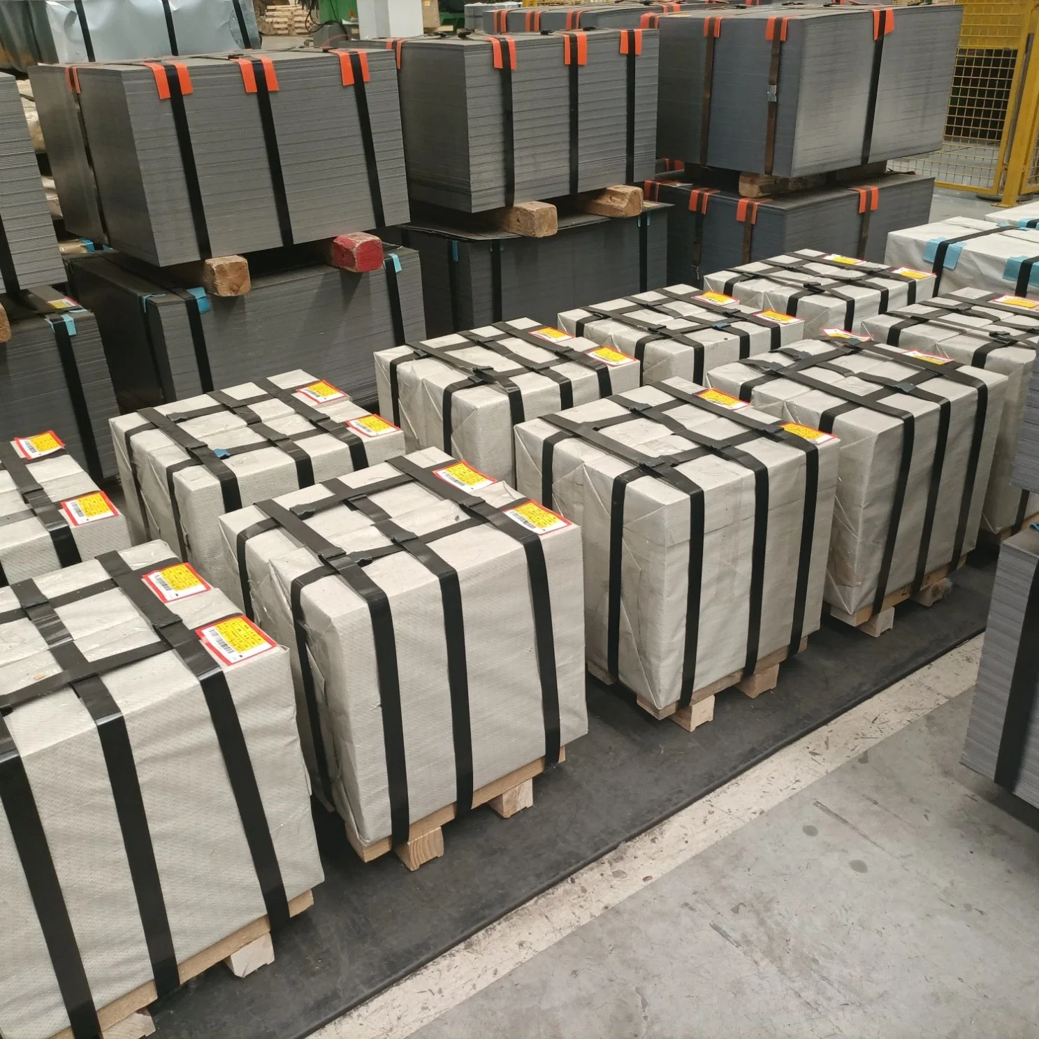 Customizable Color Coated Galvanized Steel Coil Carbon Steel Alloy Plate From China