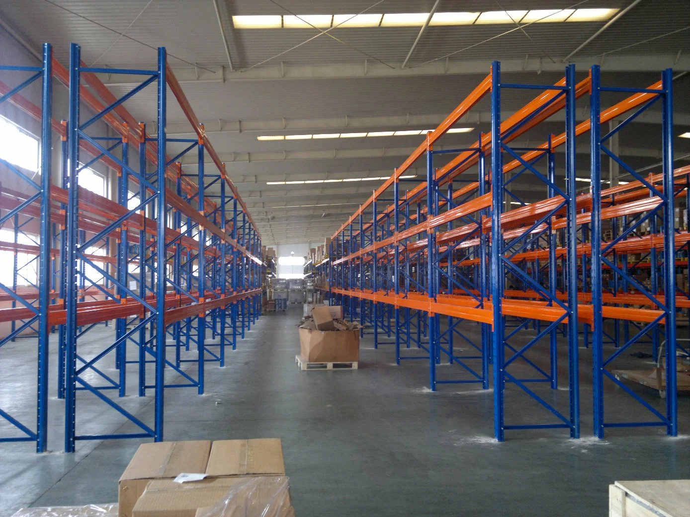 Revêtement en poudre de polyester orange pour les racks de stockage d'entrepôt