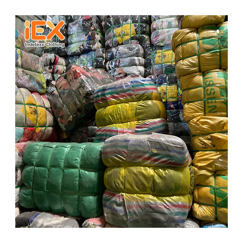 Ukay Ukay High quality/High cost performance  Winter Mixed Used Clothes Bales Wholesale/Supplier Woman Second Hand Clothes Bulk