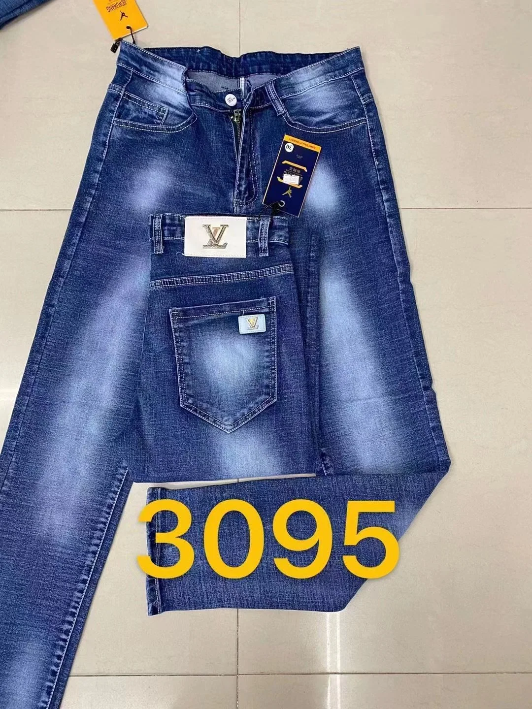 Local de estoque Skinny prensa para calças de ganga para mulher calças de ganga o logotipo personalizado Jeans Slim Fit jeans azul feminina