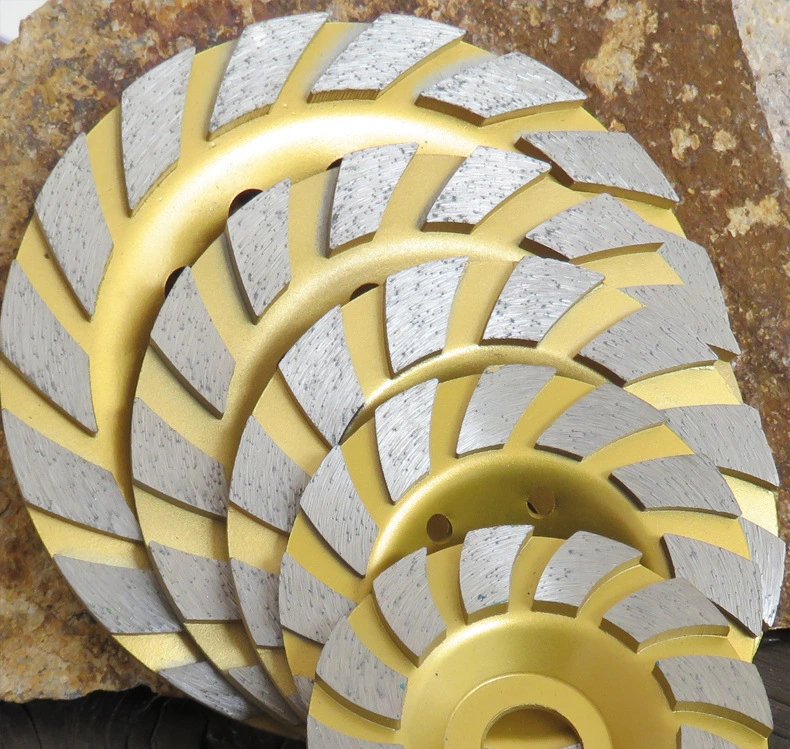 Disco de lixa de lamelas Turbo segmentado para esmerilação de discos de diamante betão de roda de diamante Moagem com preço competitivo para Azulejo de Mármore