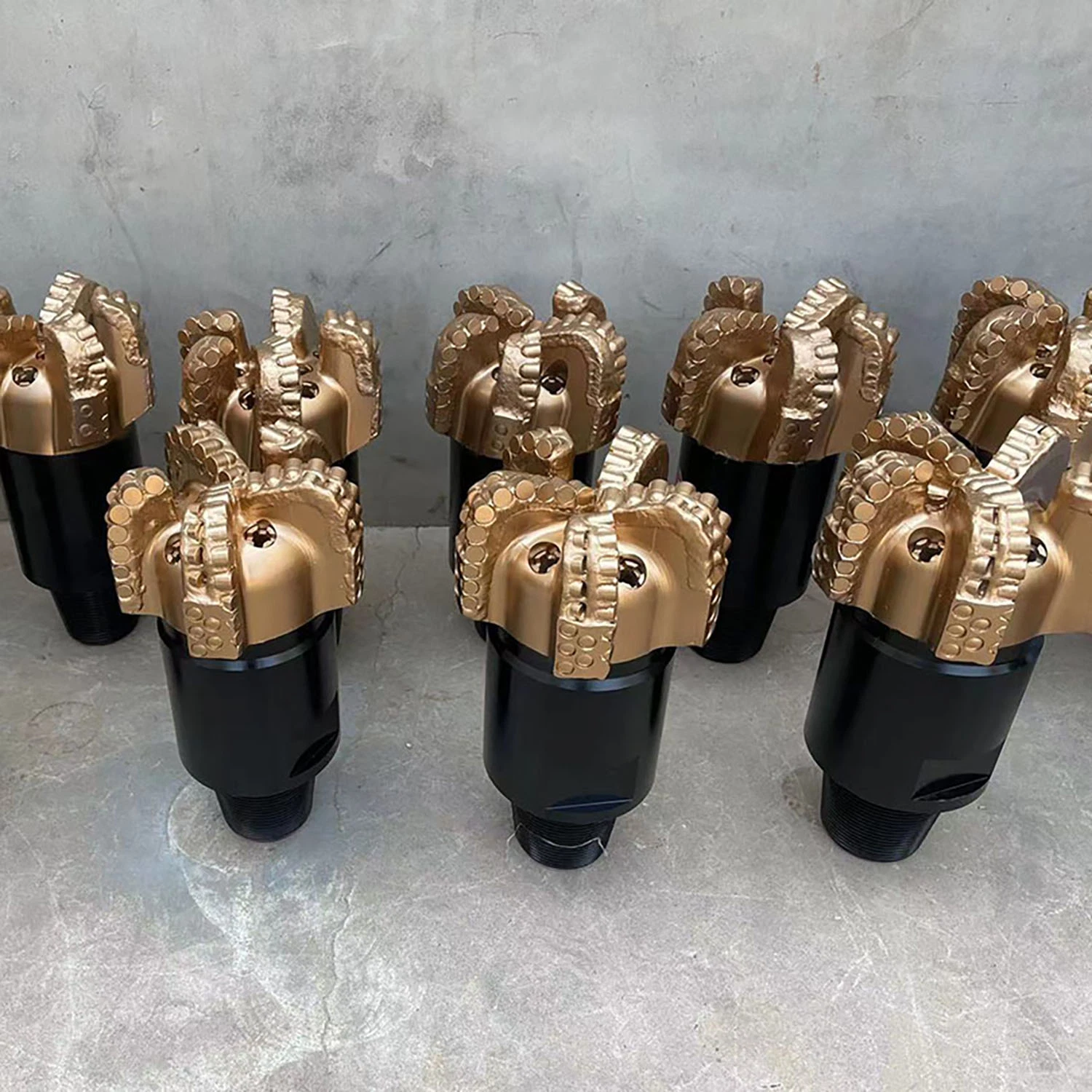 13 1/2 Diamond Bit 6 Blades Km PDC Cutter Drilling Bits Oil Well for Hard Formation