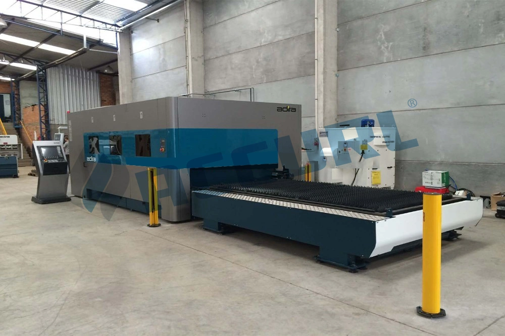 1kw Stainless/Carbon Steel Laser Cutting Machine