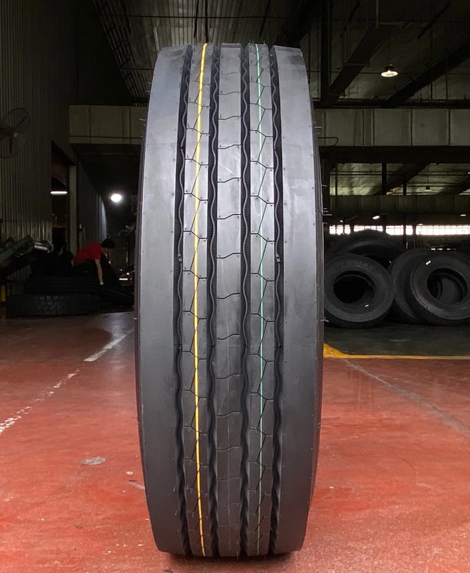 295/60R22.5 225/80r17,5 265/70r19,5 275/80R22.5 Melhor qualidade do pneu do barramento CAN e o pneu do veículo