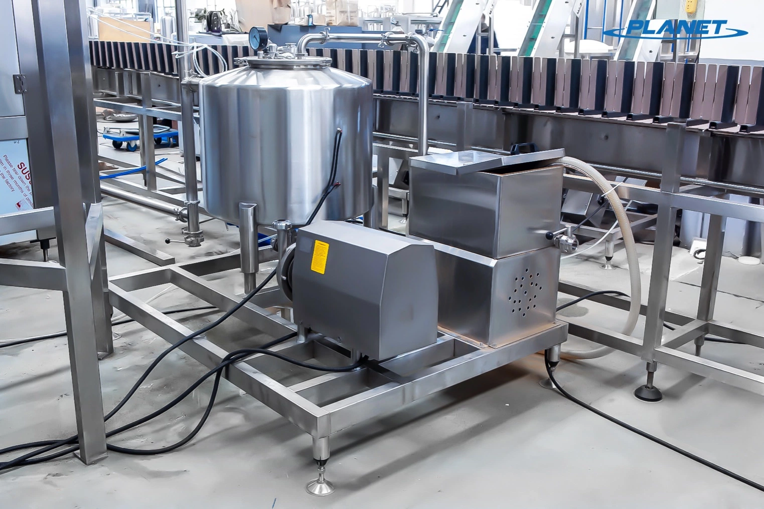 Juice Washing Filling Sealing Production Line Bottling Packing Machine Coconut Water Beverage Clear Orange Juice Making Filling Bottling Capping Packing Machine