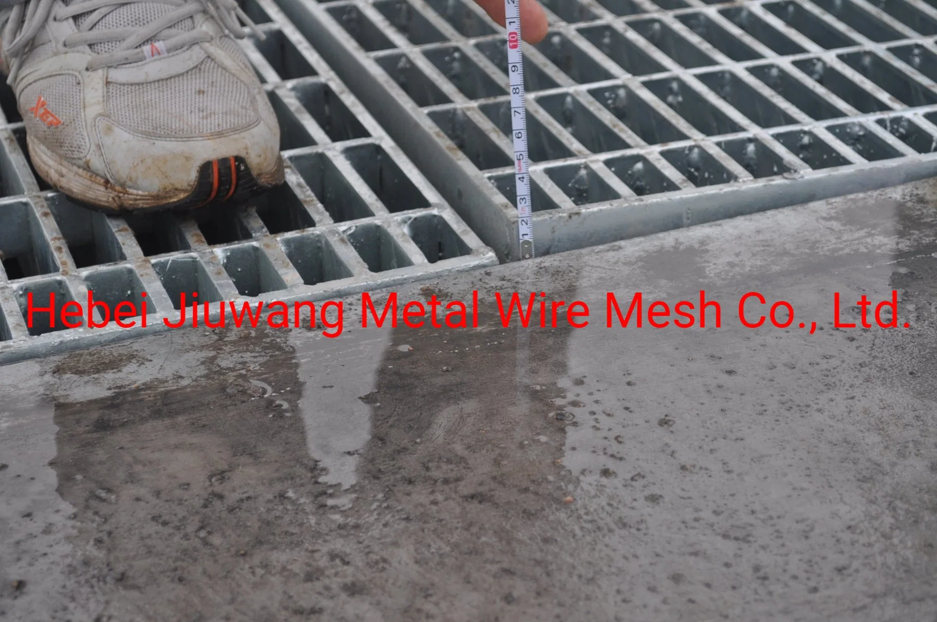 Galvanized Scupper Drain Grating China Supplier Car Wash Steel Grate Flooring