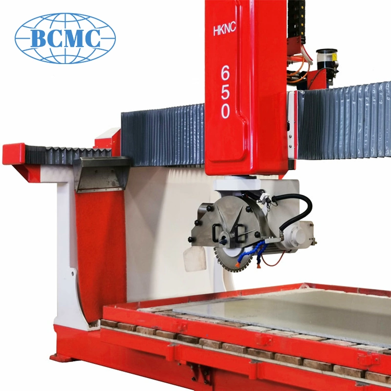 CNC 5 axes Bcmc Système de contrôle italien pont lame de scie de coupe max 650mm dalle de pierre du matériel de traitement de comptoir