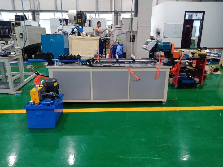 Copper Tube Straightening and Clean Cutting Machine Integrated Tube Straightening-Cutting and End Forming Machine Copper Pipes 3/4" Chip-Less Clean Cutting 5/8"