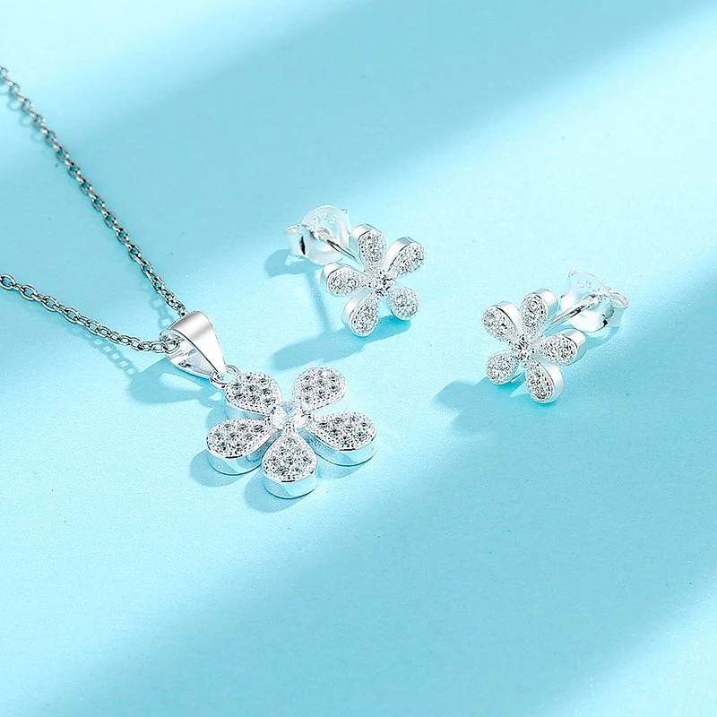 Fashion 925 Silver Flower Set with Clear Zirconium Jewelry in Silver Plating for Wholesale/Supplier for Girls